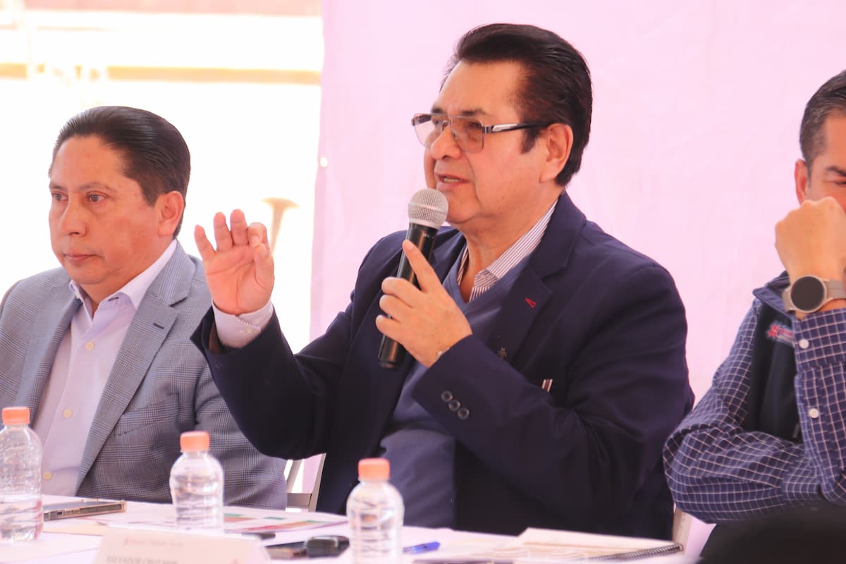 Gobierno del estado concreta acuerdos con cebaderos de Apan y Grupo Modelo