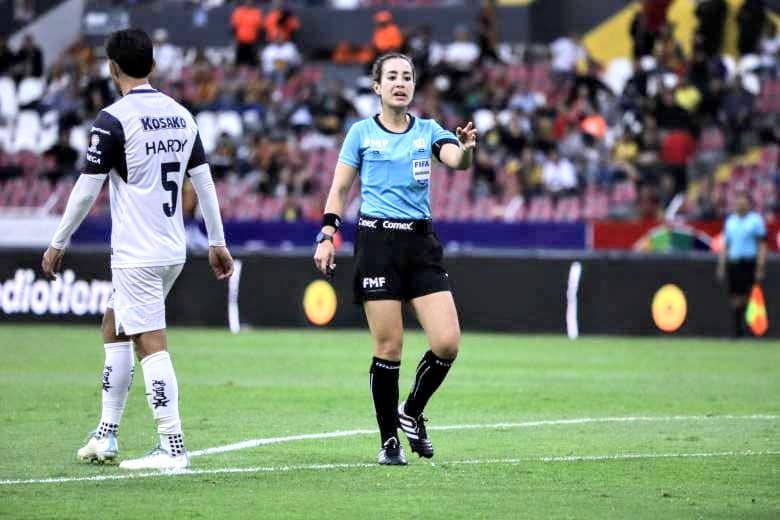 Árbitra Katia Itzel García pitará el Tuzos vs Querétaro