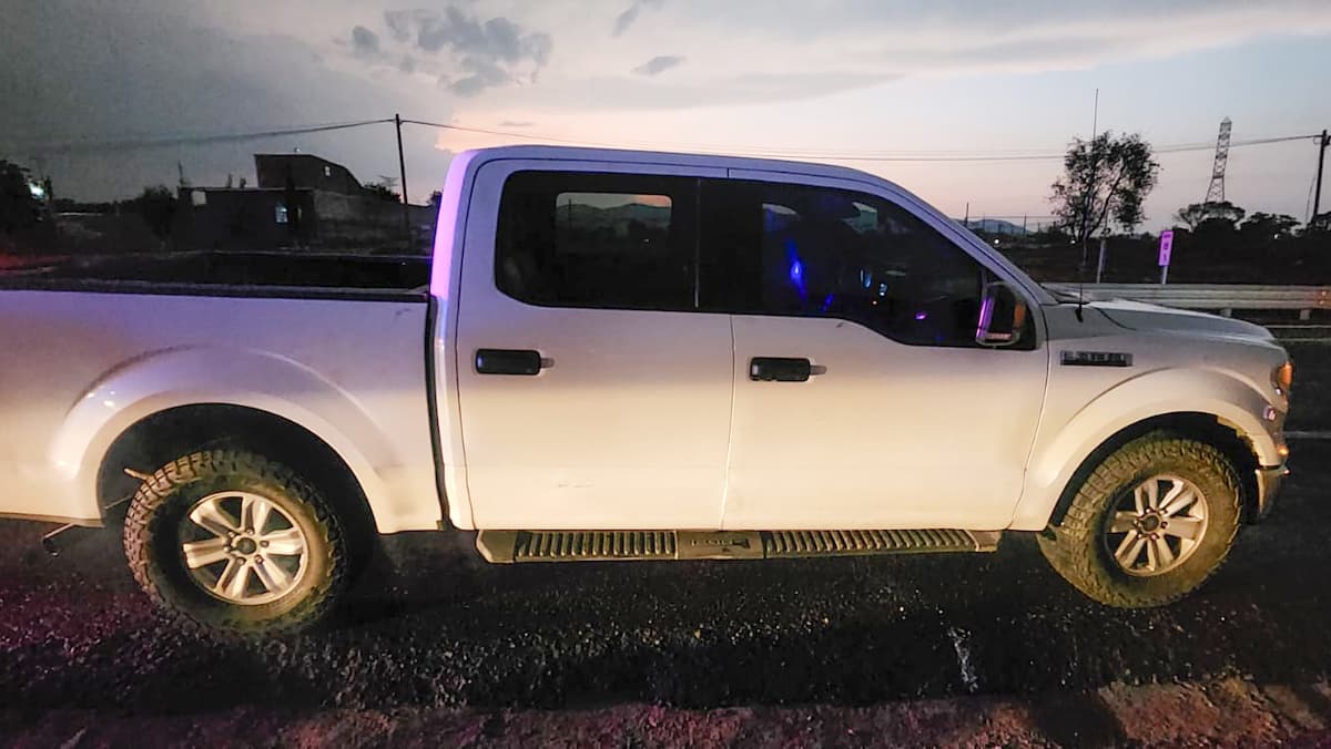 Policías de Hidalgo frustan secuestro en la México-Tuxpan y detienen a dos implicados