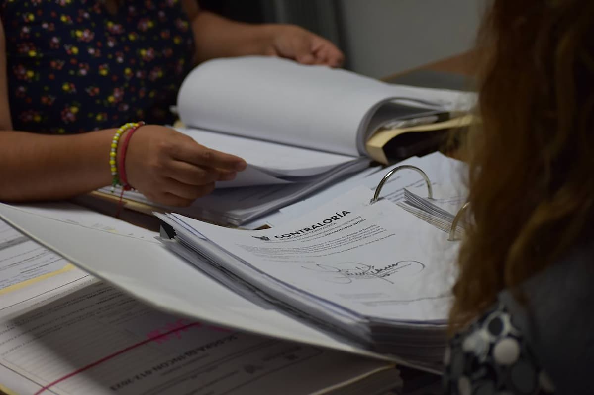 Contraloría implementa procedimientos de conciliación en contrataciones públicas