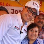 Intensifica campaña Jorge Reyes en colonias pachuqueñas