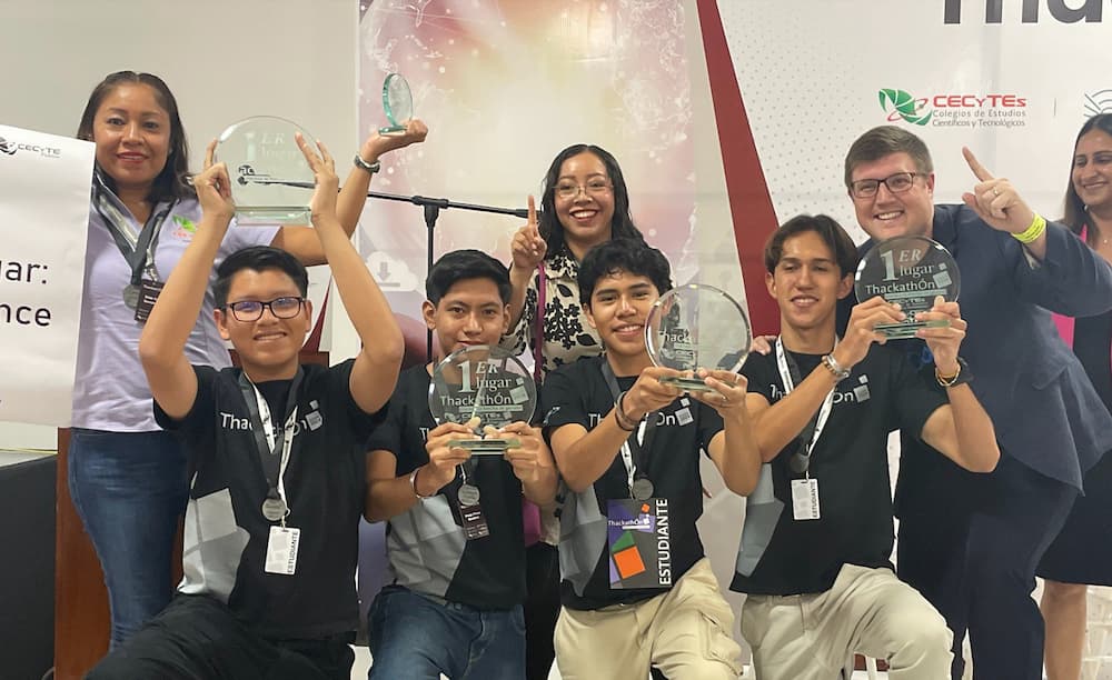 Estudiantes del CECyTEH Hidalgo ganaron primer lugar en el Thackathón Nacional de los CECyTEs 2024