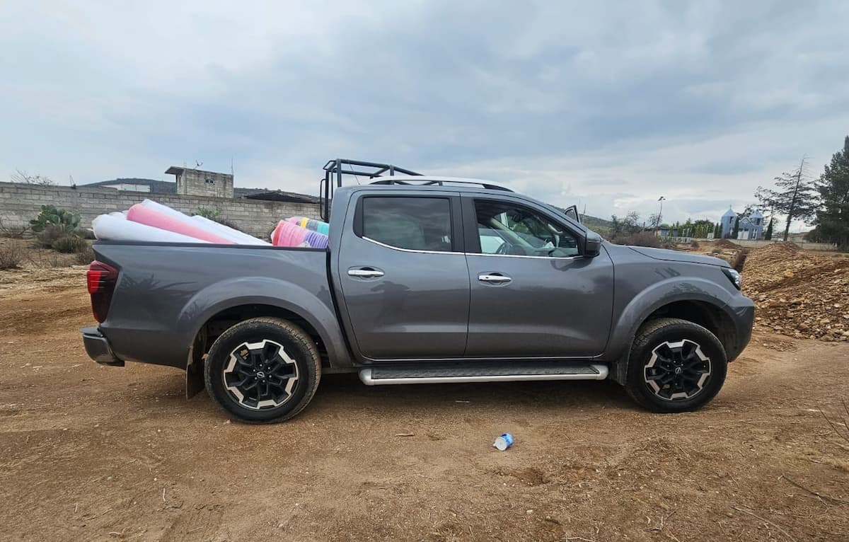 Recuperan camioneta robada sobre la Pachuca-Ciudad Sahagún