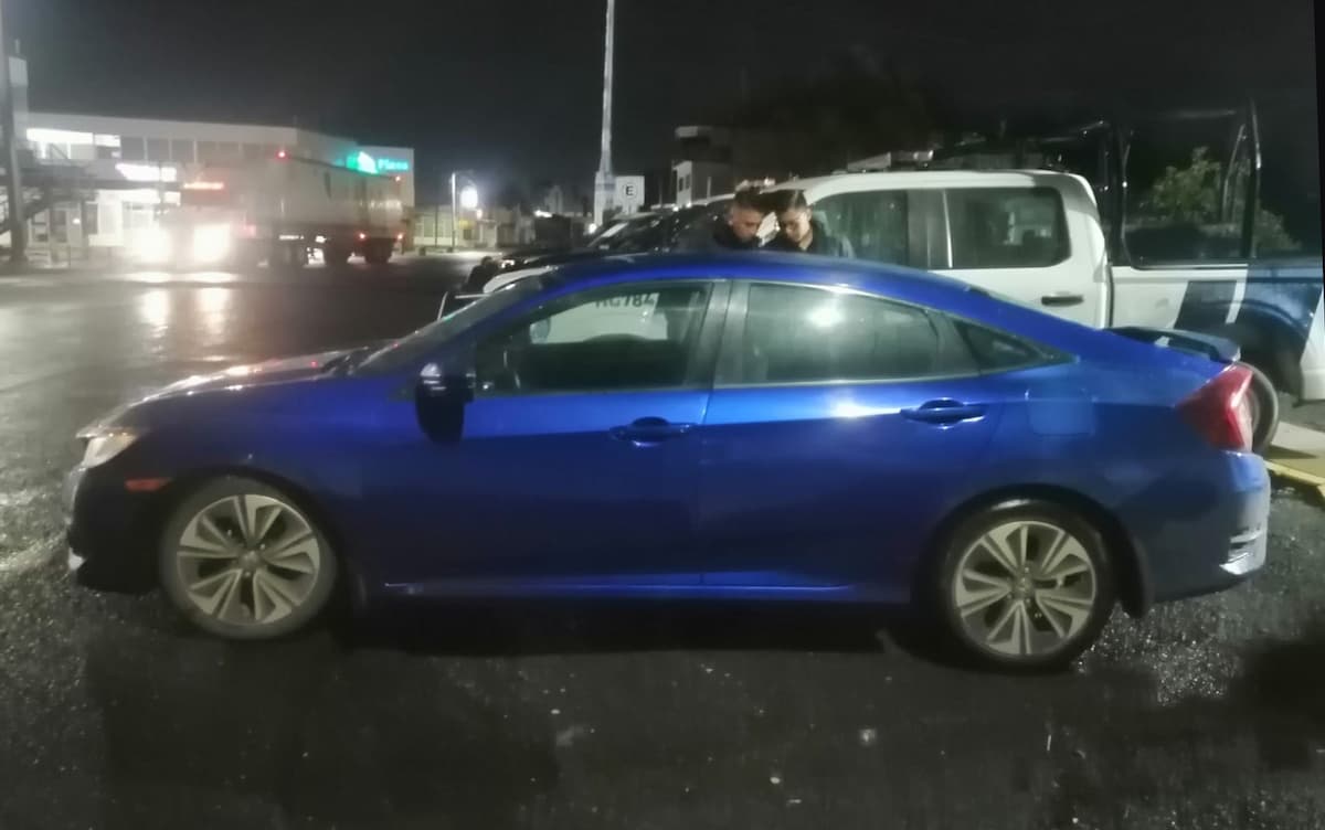 Policía Estatal recupera vehículo robado en Pachuca y detiene a implicado