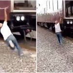 Hombre se cuelga de locomotora Emperatriz a su paso por Tula