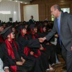 Titular de SEPH entrega diplomas a egresados del CECyTE Hidalgo