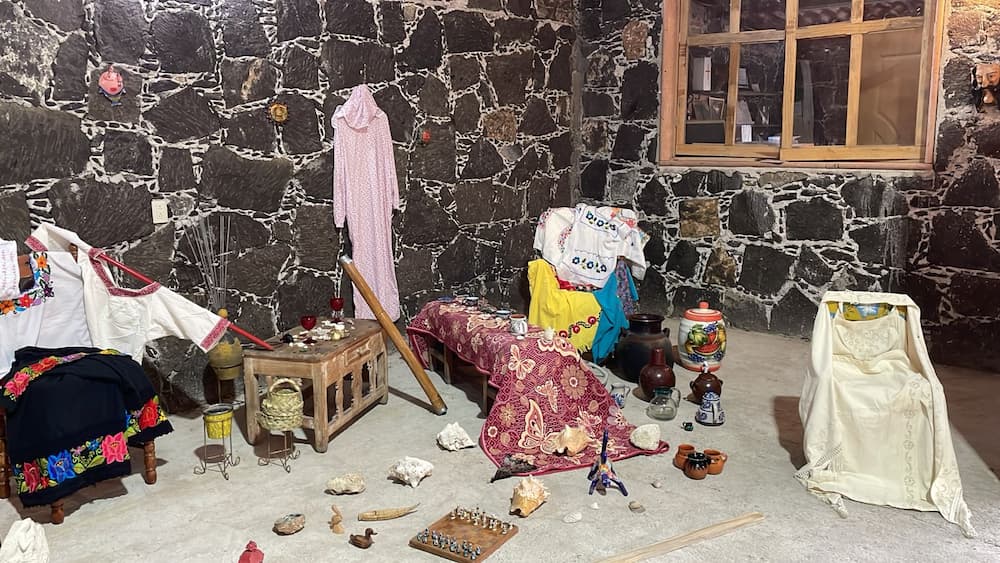 Pueblos en mi memoria: cultura y arte para Tecozautla y sus alrededores
