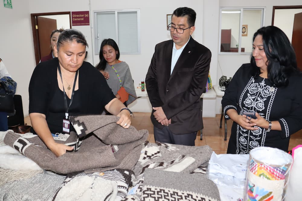 Inicia designación de espacios para artesanos, en Pabellón de la Feria