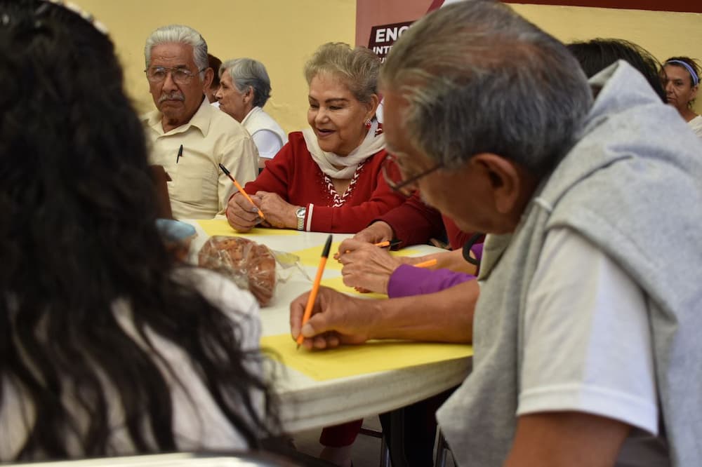 Realizarán actividades por el mes de las personas adultas mayores
