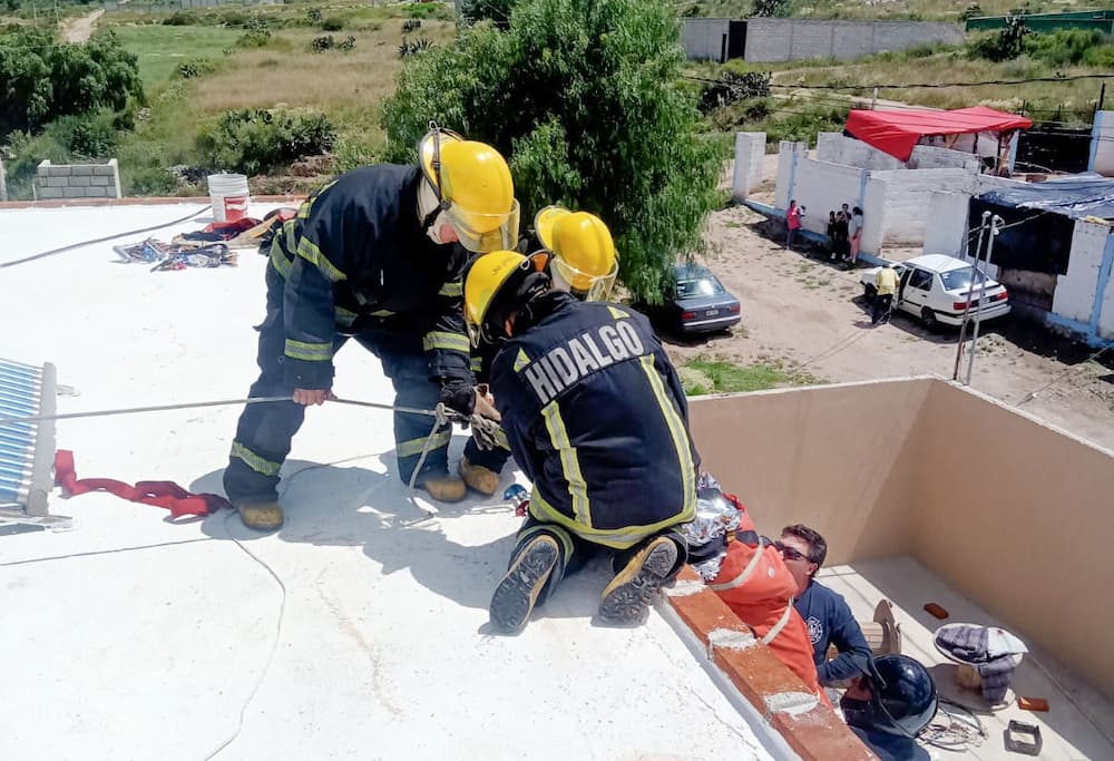 Hombre se electrocuta en Epazoyucan; sufre severas quemaduras