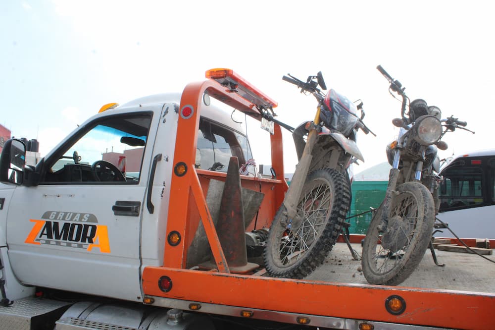 Detienen a dos sujetos por robar cable a Caasim, en La Reforma