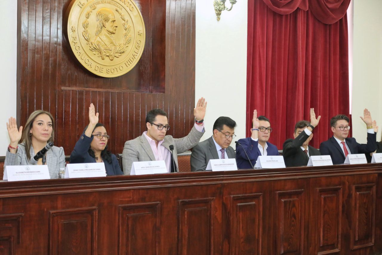 Conforman comisiones del ayuntamiento de Pachuca