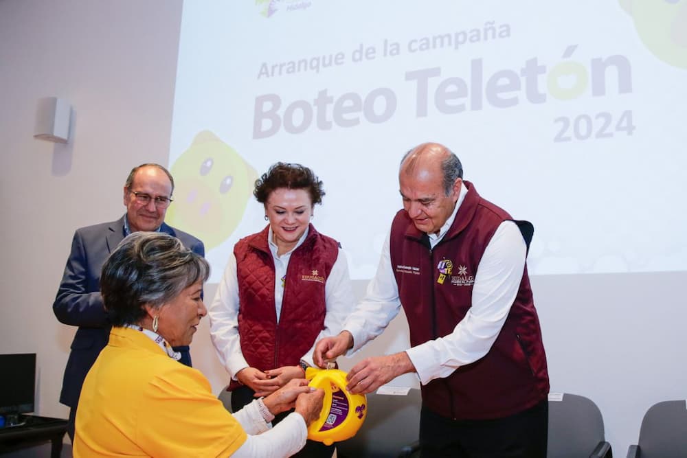 Comunidad educativa de Hidalgo se suma al Boteo Teletón 2024