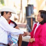 Edda Vite entrega apoyo a afectados por lluvias en Eloxochitlán