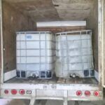 Aseguran camionetas con más de 3 mil litros de combustible, en Tlaxiaca