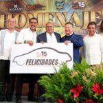 Refrenda Julio Menchaca su compromiso con los derechos laborales del magisterio hidalguense