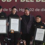Durante la entrega del Premio Estatal del Deporte 2024, el gobernador Julio Menchaca Salazar anunció la construcción del Centro Deportivo Hidalguense; una obra que comenzará este mes y se espera concluir antes de finalizar el año. 