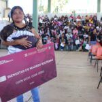 Prioriza Sebiso a sectores vulnerables en entrega extraordinaria de apoyos sociales