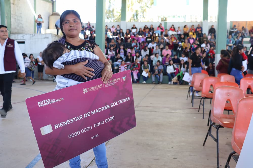 Prioriza Sebiso a sectores vulnerables en entrega extraordinaria de apoyos sociales