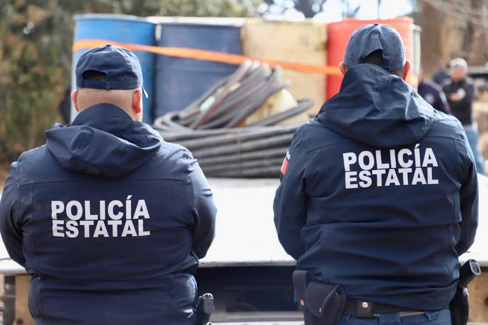 Detienen a 5 personas con combustible, armas y autos en Hidalgo