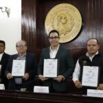Pachuca firma convenio con la Secretaría de Agricultura federal para el control de enjambres de abejas