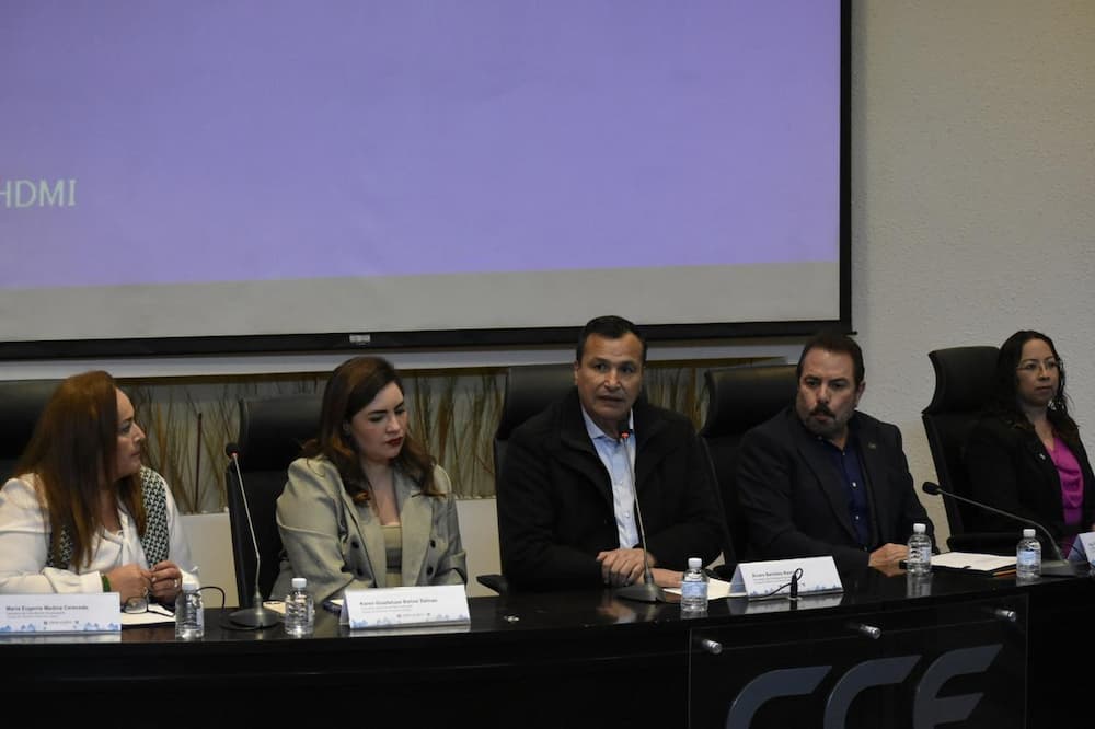 Contraloría entrega distintivos a Empresas Íntegras