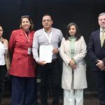Entrega Semot constancias a operadoras de transporte público 