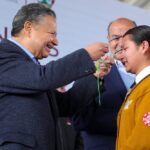 Reciben lentes gratuitos más de 20 mil estudiantes para aprender mejor