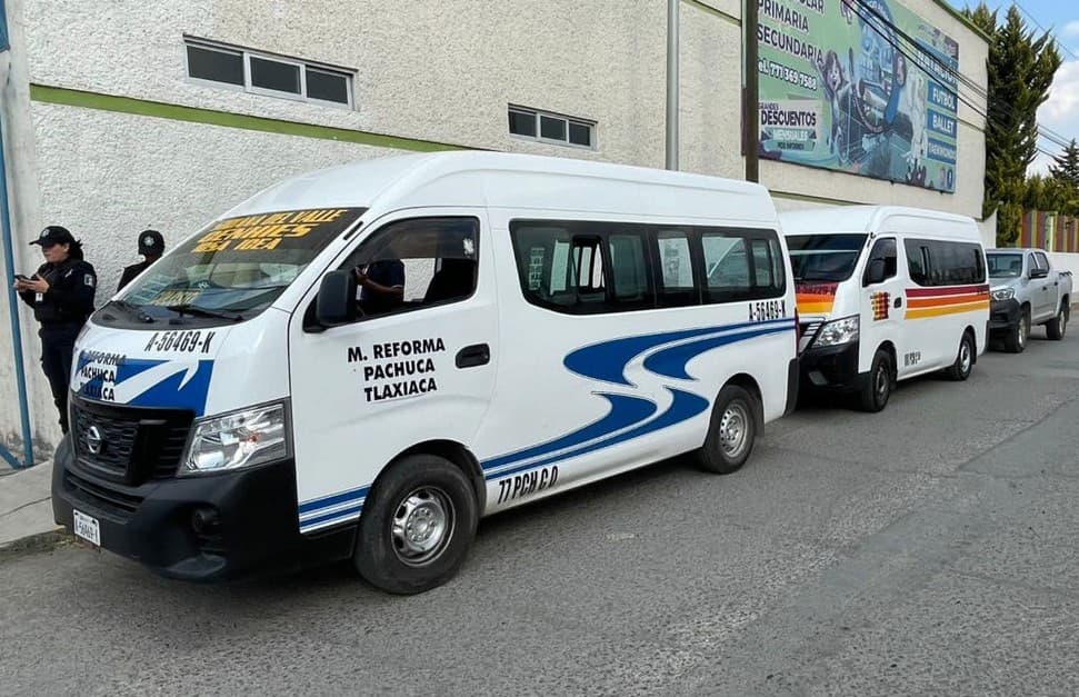 Sancionan a dos unidades de transporte que peleaban en Mineral de la Reforma