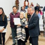 María Leonila concluye la primaria a los 95 años