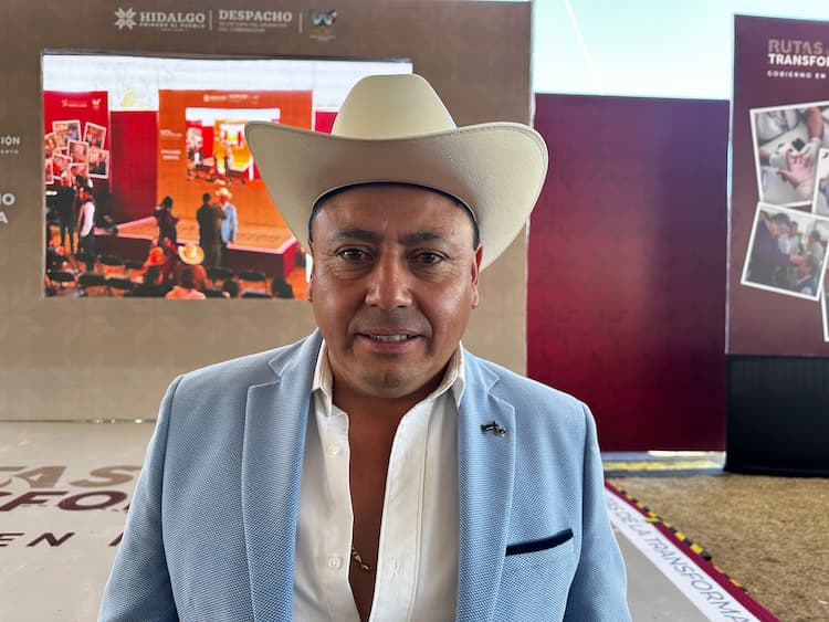 Impulsa Julio Menchaca a emprendedores y sus proyectos
