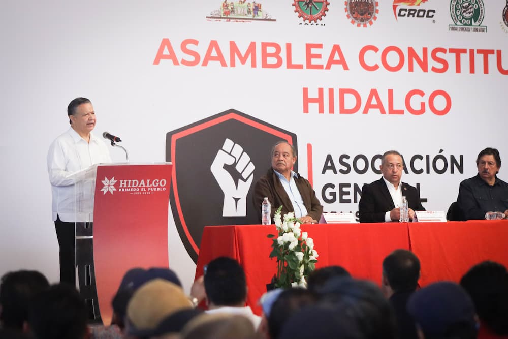 Menchaca Salazar destaca la lucha de trabajadores hidalguenses