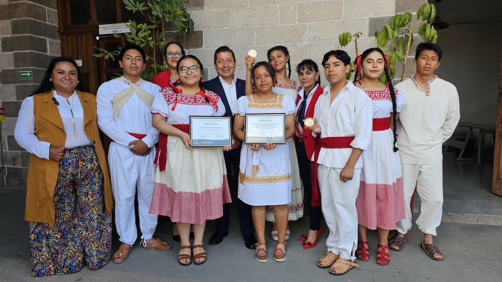 CECyTE Hidalgo galardonado con la Medalla al Mérito a favor de la diversidad cultural D