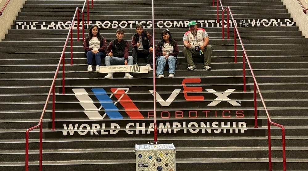 Estudiantes hidalguenses se posicionan en lugar 41 en competencia mundial de robótica