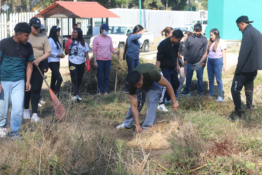 Participaron estudiantes de la UTSH y UPH en la jornada nacional Tequios Por La Paz