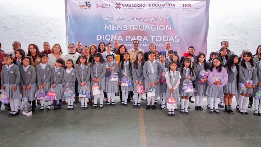 Entrega SEPH donativos del Proyecto Menstruación Digna