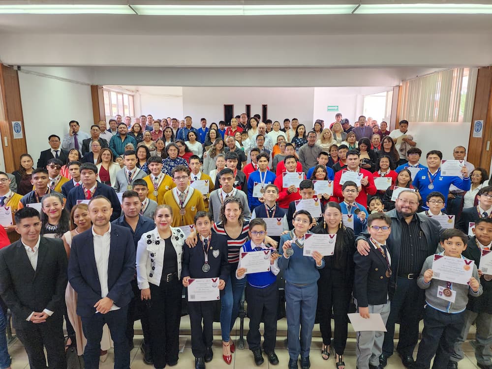Reconoce SEPH a estudiantes destacados en la Olimpiada Hidalguense de Informática