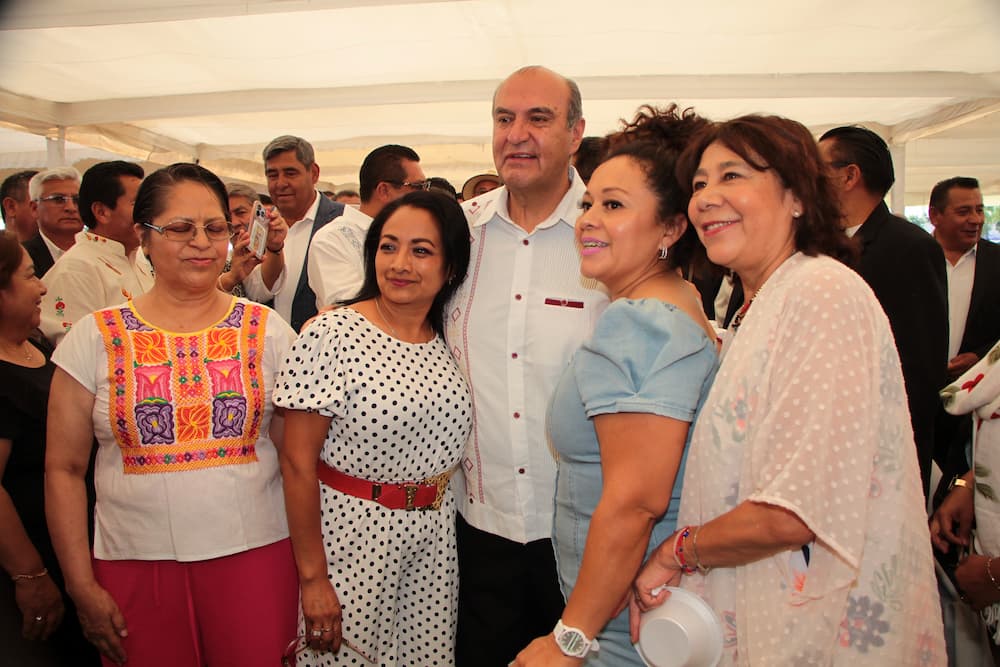 Reconocen labor docente en la región de Mixquiahuala - Actopan
