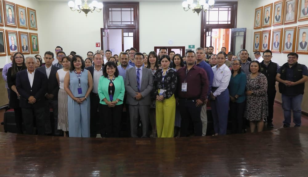 Se capacita personal municipal de Pachuca para participar en Censo