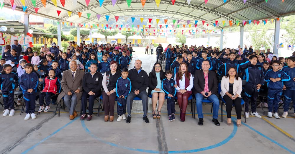 Promueve Natividad Castrejón “Vive Saludable, Vive Feliz” en Omitlán