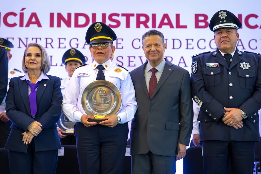 Julio Menchaca reconoce labor de la Policía Industrial Bancaria