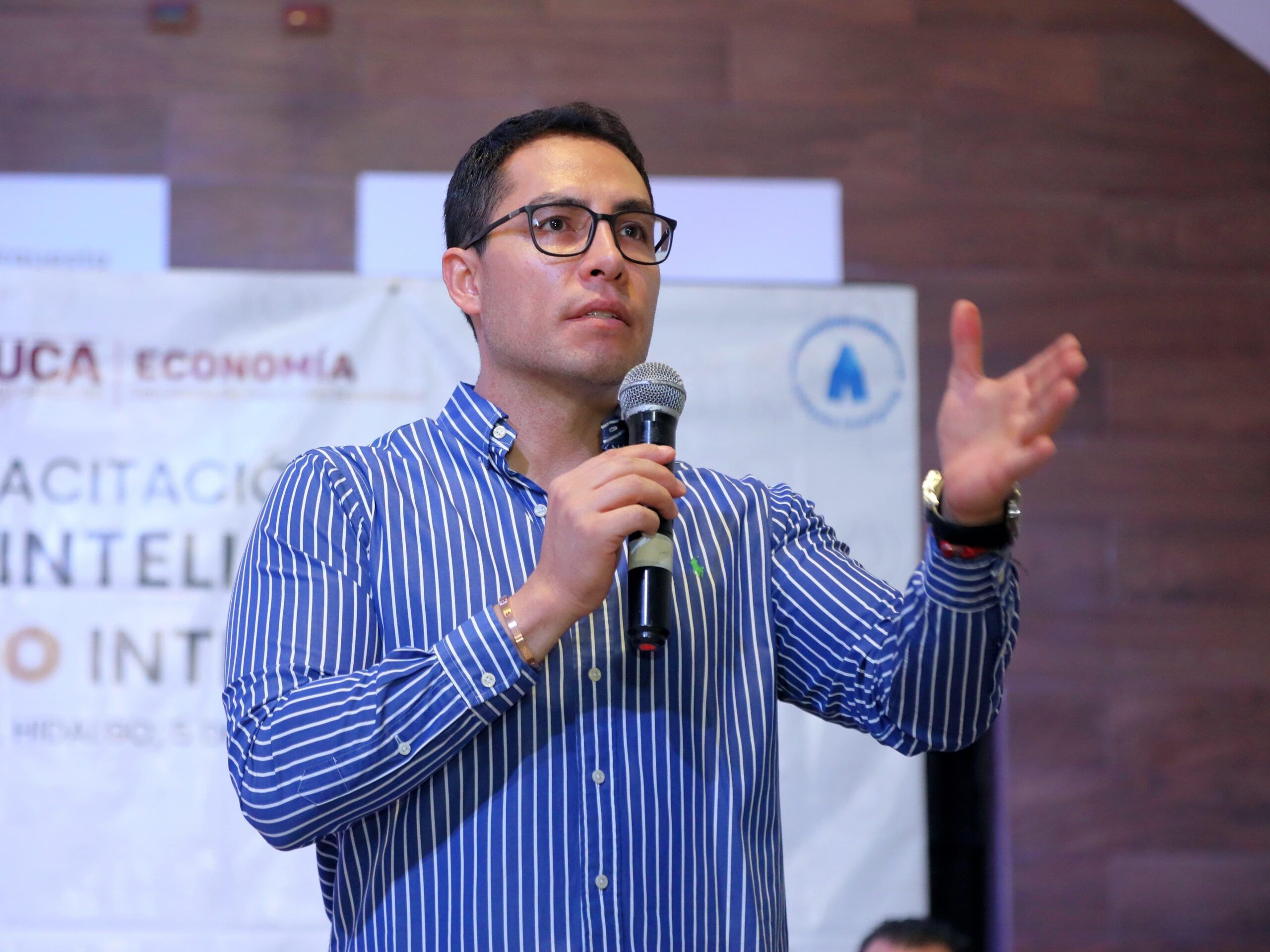 Ayuntamiento de Pachuca y Heineken impulsan capacitación a bares y restaurantes