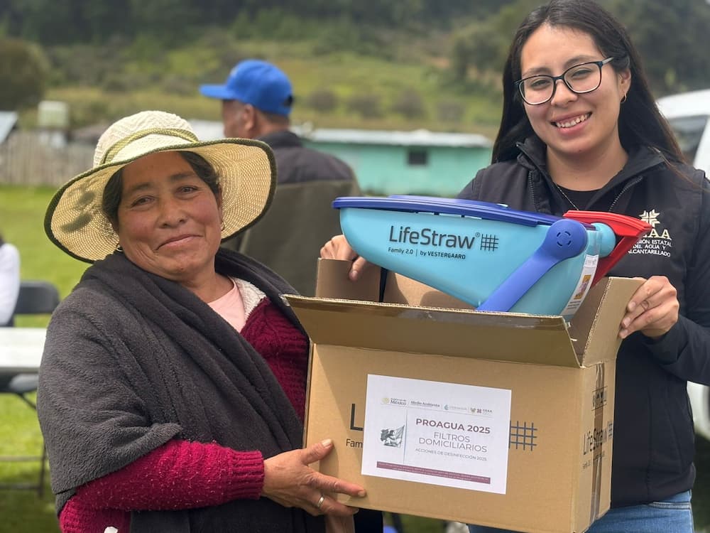 Garantizan agua segura a familias hidalguenses con entrega de filtros domiciliarios