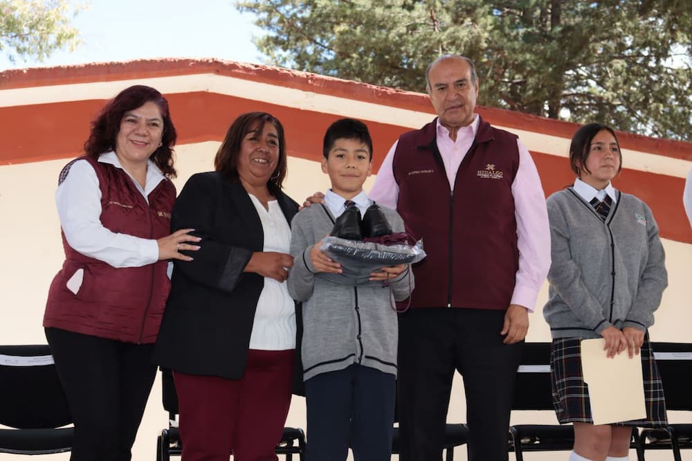 Llegan más de 700 mil pesos en apoyos educativos al Altiplano