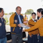 Benefician a más de mil 800 estudiantes de Acatlán con apoyos educativos