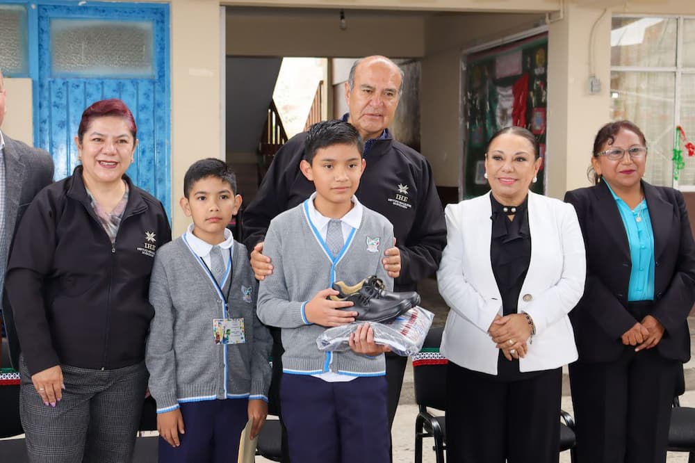 Invierten más de 7.5 mdp en tecnología educativa en Tulancingo y Santiago Tulantepec