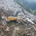 SIPDUS comienza desalojo de derrumbes en Chapulhuacán