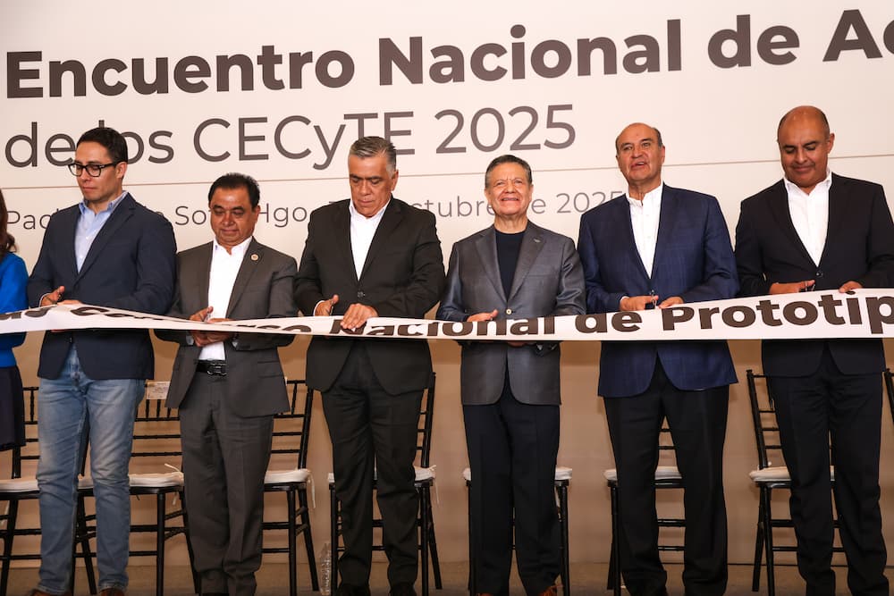 Julio Menchaca inaugura Encuentro Nacional de Academias de los CECyTE 2025