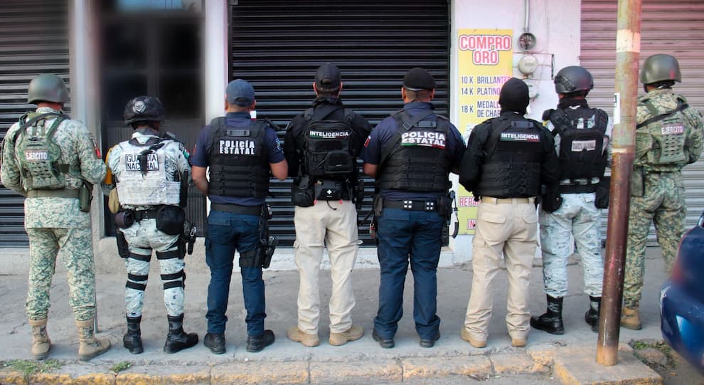 SSPH desmantela dos puntos de venta de droga en Apan