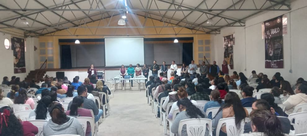 Fortalecen los Consejos Escolares en la región de Tlaxcoapan